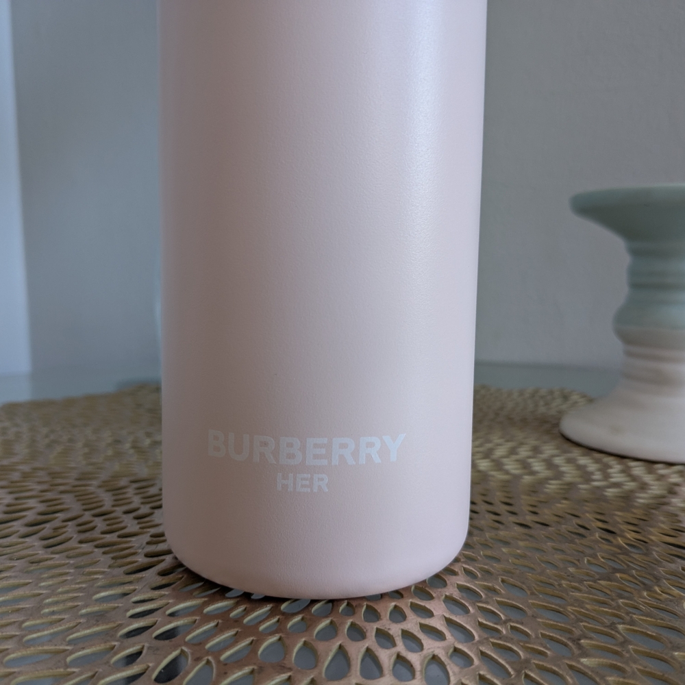 Burberry Her Pink Bottle - Picture 2 of 5